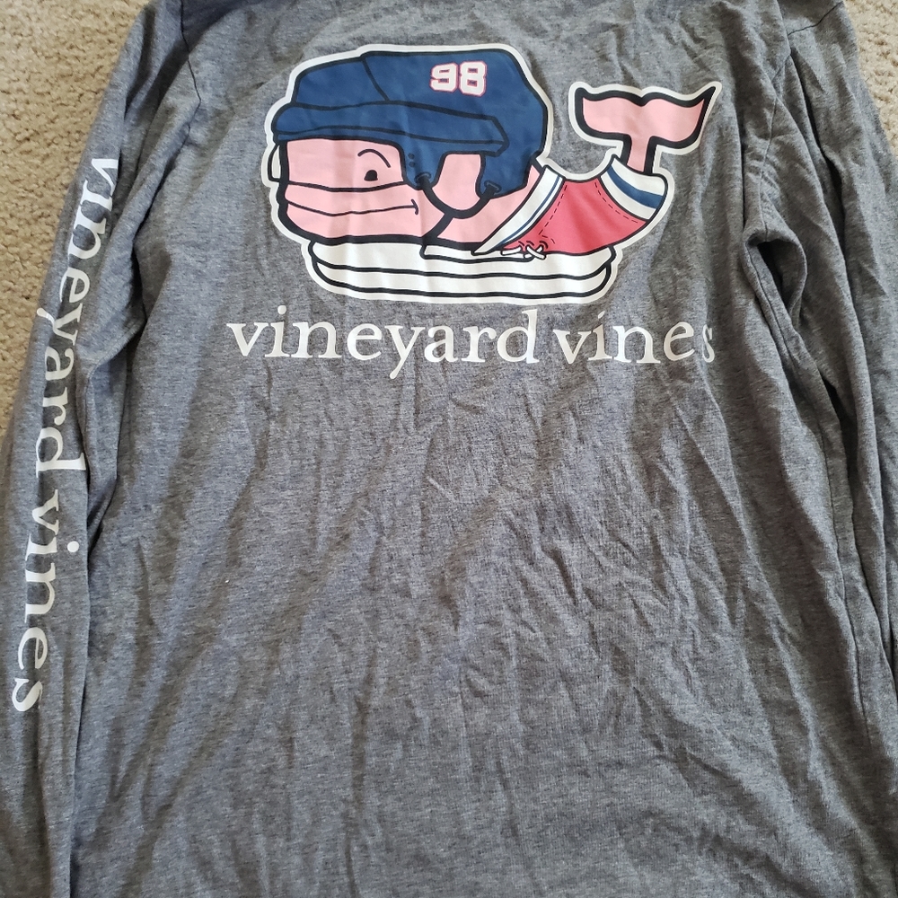 Men's  Vineyard Vines XS LS ice hockey shirt